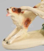 Sitzendorf hölgy agarakkal. Jelzett, kis kopással, 24x27 cm