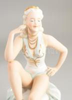 Unterweissbach primadonna. Biszkvit és mázas porcelán, jelzett, hibátlan, m: 21 cm