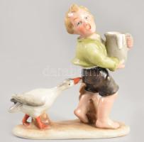 Wagner &amp; Apel Bertram fiút fenéken csípő liba. Jelzett, kézzel festett, hibátlan, 10x11 cm