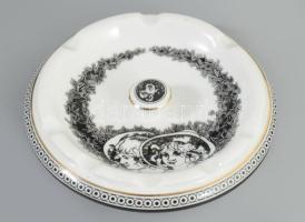 Hollóházi Jurcsák László által tervezett mintával díszített háromrészes asztali szett: hamuzó, bonbo...