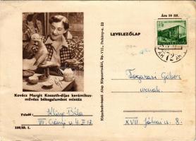 1954 Kovács Margit Kossuth-díjas keramikus művész békegalambot mintáz. Képzőművészeti Alap / Hungarian Socialist-Communist propaganda. Margit Kovács (1902-1977), Hungarian ceramist and sculptor, designs a dove of peace (gyűrődés / crease)