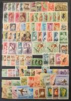 1916-1972 Magyar gyűjtemény, jobbakkal, blokkokkal, nagyalakú 12 vastag fekete lapos berakóban, nem ...