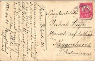 1926 Tiszaszőlős, Tiszaszöllös; Hősök emlék szobor megkoszorúzva. photo (gyűrődések / creases)