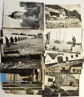 200 db MODERN színes és fekete-fehér magyar város képeslap / 200 modern coloured and black and white...