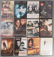 12 darab filmes DVD, közte Pillangó-hatás, Doktor Zsivágó, a törvény gyilkosa, Hazug igazság, Körhinta, Túszjátszma, Isten haragja, Gonosz falu, Végső menedék.