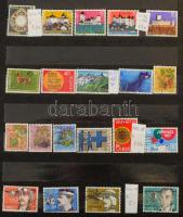 Svájc gyűjtemény 1970-től kb 2008-ig, hozzá kevés Hivatalos és Nemzetközi szervezetek, 5 db jó A4-es berakóban, dobozban