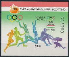 1985 90 éves a MOB vágott blokk (4.000)