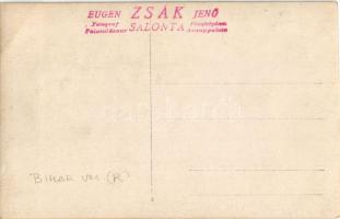 Nagyszalonta, Salonta; 'Brumbrum Ödrögkapitány'. Zsák Jenő felvétele / lady. photo (vágott...