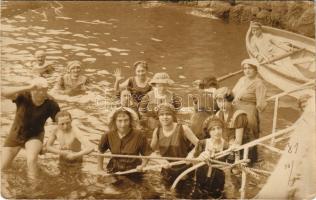Abbazia, Opatija (?), fürdőzők / bathers, beach. photo (gyűrődések / creases)