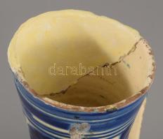 Bokály. Torda, 19. sz., restaurált, sérüléssel, m: 22 cm