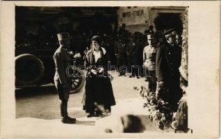 Postojna, Adelsberg; Charles I of Austria and Queen Zita in Postojna during their journey to the Isonzofront, Istria, Carinthia and Vorarlberg (1 - June 6, 1917). photo (EK)