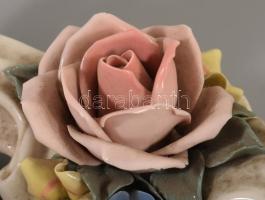 Ens plasztikus virág díszítéses kétágú gyertyatartó, jelzett, hibátlan csak koszos h: 27 cm, m: 8,5 ...