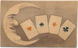 Orosz nyelvű francia kártyás, fakéregből készült képeslap félholddal / Russian-language French game card, made of bark tree, with a crescent moon