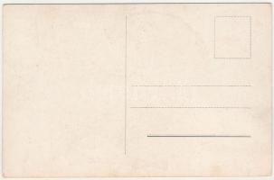 Men playing card game s: Franz Wacik (EK)