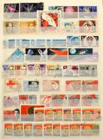 Modern szovjet gyűjtemény 4 db Lindner A/4 8 lapos berakóban, hozzá szovjet tasakos rendező és régi ...