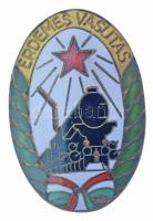 1970-1980. "Érdemes Vasutas" aranyozott, zománcozott kitüntető jelvénye (44x38mm) T:AU,XF kis zománchiba