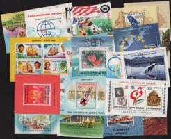 Románia 1986-1994 30 db klf blokk