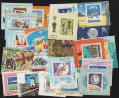 Románia 1978-1986 30 db klf blokk