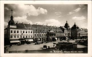Kolozsvár, Cluj; Mátyás király téri részlet, Központi szálloda, Nimberger, Columbia his master's voice, Vass &amp; Rakits cukrászda, Capitol, Aurora, Heller és Unio, üzletek, autóbusz / square, shops, hotel, confectionery, autobus