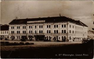 1931 Sepsiszentgyörgy, Sfantu Gheorghe; Liceul Mikó. / Székely Mikó kollégium, Benkő, Gáspár, Dr Barabás és Sipos, Dezsi János, Grósz üzlete. Vetési felvétele / Calvinist boarding school, shops. photo (kis szakadás / small tear)