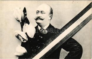 Kossuth Ferenc, politikus, országgyűlési képviselő Tulipános Iparvédő Mozgalom kitűzőjével. Tulipános, magyar hazafias propaganda / Hungarian politician, Hungarian National Tulip Garden Association, Tulip movement, Hungarian patriotic propaganda