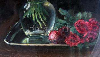 Csapó Jenő (1875-1954): Virágcsendélet. Olaj, vászon, jelezve jobbra lent, üvegezett fakeretben, 68,...