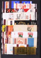 450 db vegyes német és lengyel gyufacímke, gyufásdoboz, berakóban