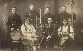 Salon-Orchestra Toni Vary / Salon-Orchestra music band, photo