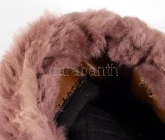 Kádár-kori kormányőr usanka, 55-ös méret