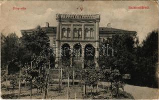 Balatonfüred, Dőry villa. Kiadja Grüner Simon 42-1912. (fl)