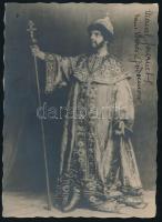 Marcel Journet (1868-1933) francia operaénekes (basszus) autográf aláírása egy szerepében őt ábrázoló fotón, 18x13 cm / Autograph signed photo of Marcel Journet (1868-1933) French operatic bass