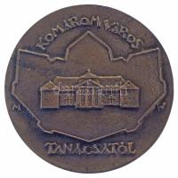 Madarassy Walter (1909-1994) 1960 k. "Komárom város tanácsától / 1265" kétoldalas bronz emlékérem (80mm) T:XF