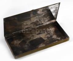 Angol indiai katona emlékei. jelzett réz tálka és doboz, katonai címerrel d: 12 cm, 20 cm