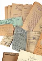 Izgalmas katonai iratok 1918-1940, ruhakönyv, Budapesten olasz hadsereg által kiállított,
francia n...