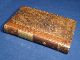 Krug, Wilhelm Traugott: Systema philosophiae criticae. In compendium redegit, latine interpretatus est, ac edidit [Márton István] Stephanus Márton. Tomus I: Philosophiam Fundamentalem, Logicam, Metaphysicam et Aestheticam in se complectens. [Unicus, nem jelent meg több rész.] [Bécs] Viennae, 1820. Typis Antonii Pichler. 1 t. (rézmetszetű címkép) + 477 + [3] p. Egyetlen latin nyelvű kiadás. Wilhelm Traugott Krug (1770-1842) német kantiánus filozófus, egyetemi tanár. Rendszeres filozófiája eredeti nyelven 1806-1810 között, három kötetben jelent meg, "System der praktischen Philosophie" címmel. A művet a hazai körökben kissé csúfondárosan "pápai Kant"-nak titulált Márton István filozófiaprofesszor fordította latinra. A kantiánus filozófia melletti kiállása mellett a professzor arról volt nevezetes, hogy kollégiumi előadásait, merőben szokatlan módon, magyar nyelven tartotta. E szokását egészen 1815-ig megtartotta, amikor a dunántúli iskolai körök eltiltották a magyar nyelv használatától. 1820-ban latin nyelven kiadott filozófiakötete arról tanúskodik, hogy a felsőbb körök tiltó végzését a pápai professzor tiszteletben tartotta. Az első előzéken régi tulajdonosi bejegyzés, néhány oldalon aláhúzások, illetve latin nyelvű olvasói széljegyzetek. Aranyozott gerincű, vaknyomásos korabeli félbőr kötésben, vörös festésű lapszélekkel, az aranyozott címfelirat a gerincen zöld címkén. Jó példány. Nagyon ritka könyv.