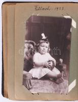 1916-1927 Családi fotóalbum, családi életképekkel, portrékkal, gyerekfotókkal, 13×9 cm