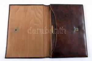 Würzl M. és Fiai Cs. Kir. Udv. És Kamarai Szállító 2 darab bőr irattáska, kis hiánnyal, kopással, 16...