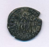 Római Birodalom 350 / II. Constantius / Siscia / AE2 bronz (5,57g) T:XF,VF
Roman Empire 350 / Const...