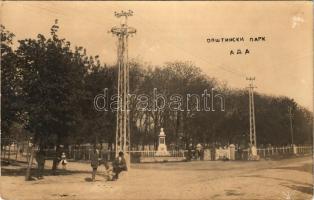 1937 Ada, park, szobor / park, statue. photo (felületi kopás / worn surface)