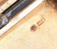 Ezüst (Ag) tárca, jelzett, 8,5x8 cm, bruttó 121g