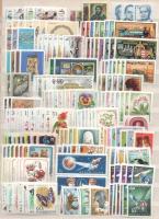 50 klf komplett sor, 33 klf blokk berakólapokon / 50 sets, 33 blocks