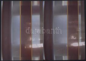 Bortnyik Éva (1945-): Vitás relativitás, 1991. Fotó, vegyes technika, papír. Jelzett. Az 1991-ben megjelent Gépeltérítés-Képelterítés mappából (Magyar Műhely, Párizs). 20x15 cm