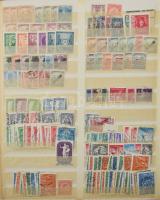 Érdekes vegyes anyag a klasszikusoktól kb 2000-ig, 7 db Schaubek nagy berakólapon