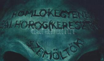 Bujdosó Alpár (1935-2021): Homlokegyenest ... (cím nélkül), 1991. Ofszet nyomat, papír. Jelzett. Szá...