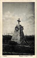 1939 Uzsok, Uzok, Uzhok; Magyar-lengyel határ, hősök szobra / Hungarian-Polish border, military heroes monument (kis szakadás / small tear)