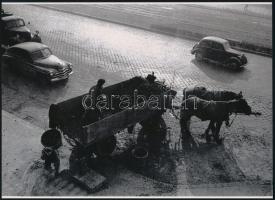 cca 1957 Budapest, szénszállítás, 1 db modern nagyítás, jelzés nélkül, 15x21 cm