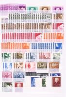 1920-1945 Tartalmas, kiegészítésre alkalmas több példányos tétel berakólapok 9 oldalán. Magas kataló...