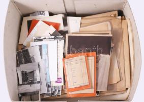 Zsidó család okmány és fotó hagyatéka ca 1900-1960 sok I. világháborús tanácsköztársasági és Horthy ...