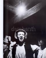 Korniss Péter: Elindultam világ útján... Magyar népszokások. Néprajzi jegyzetekkel ellátta: Novák Fe...