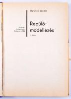 Hársfalvi Sándor: Repülőmodellezés. Bp., 1983, Műszaki. Második kiadás. Kiadói kartonált papírkötés....